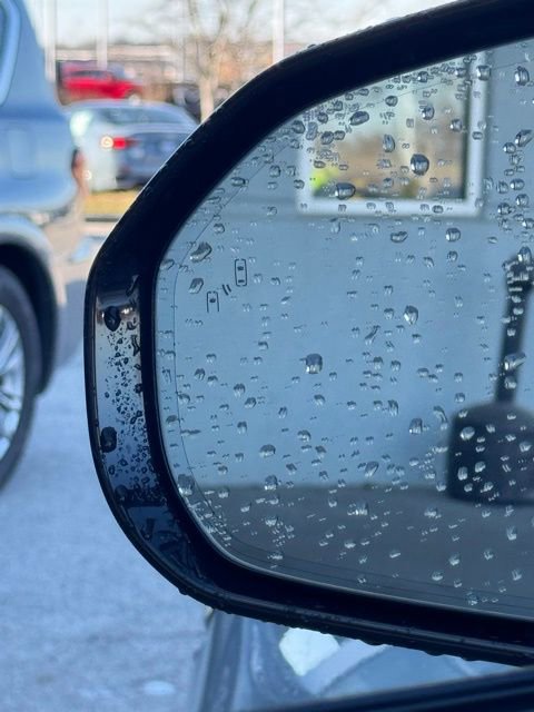 Used 2022 Rivian R1T Launch Edition image 17