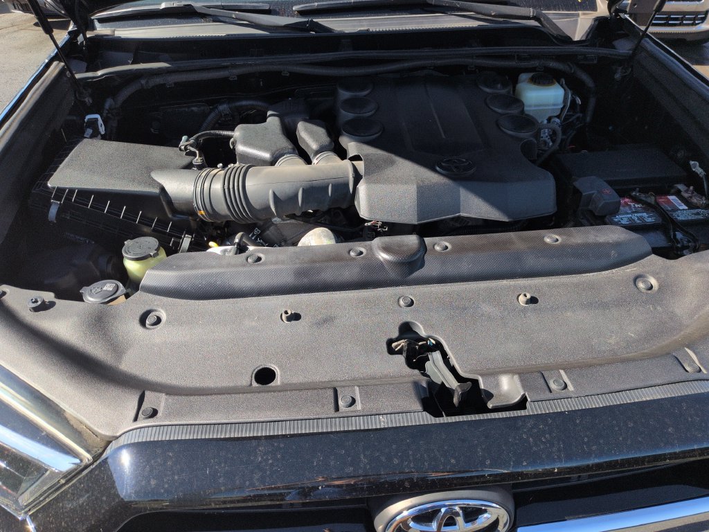 Used 2017 Toyota 4Runner Limited AWD/4WD image 22