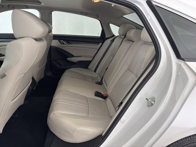 Certified 2018 Honda Accord EX-L image 32