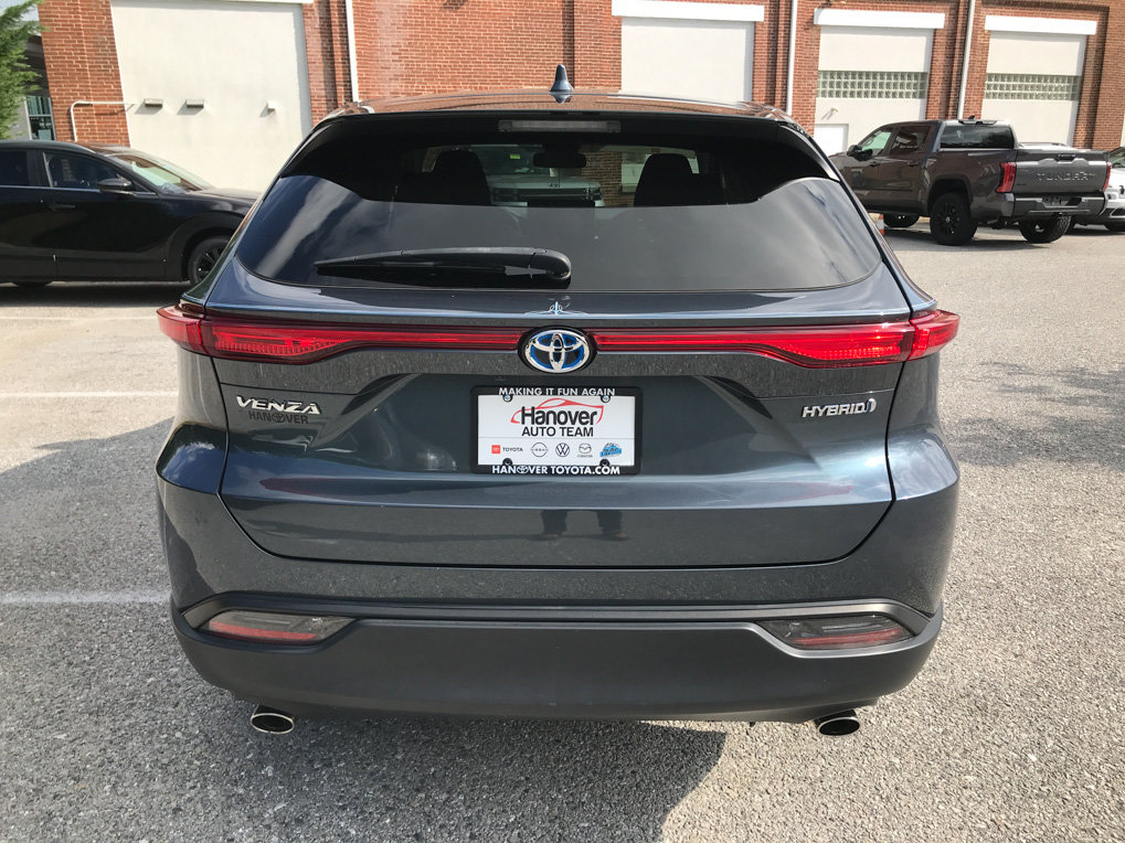 Certified 2021 Toyota Venza LE AWD/4WD image 6