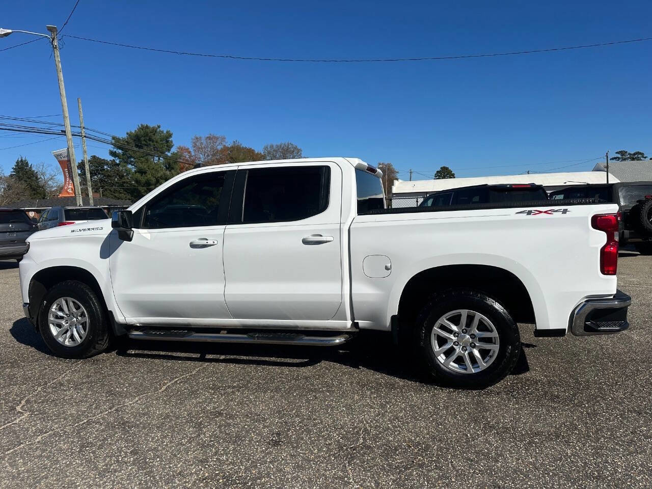 Used 2021 Chevrolet Silverado 1500 LT image 22