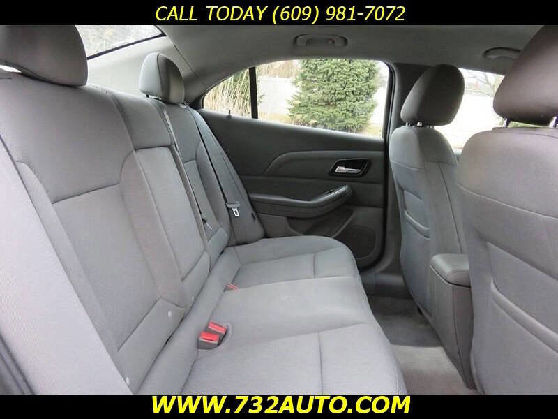 Used 2015 Chevrolet Malibu LS FWD image 25
