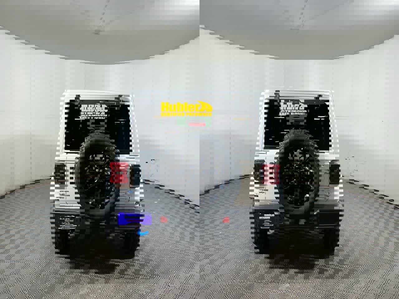 Used 2024 Jeep Wrangler Sahara image 13