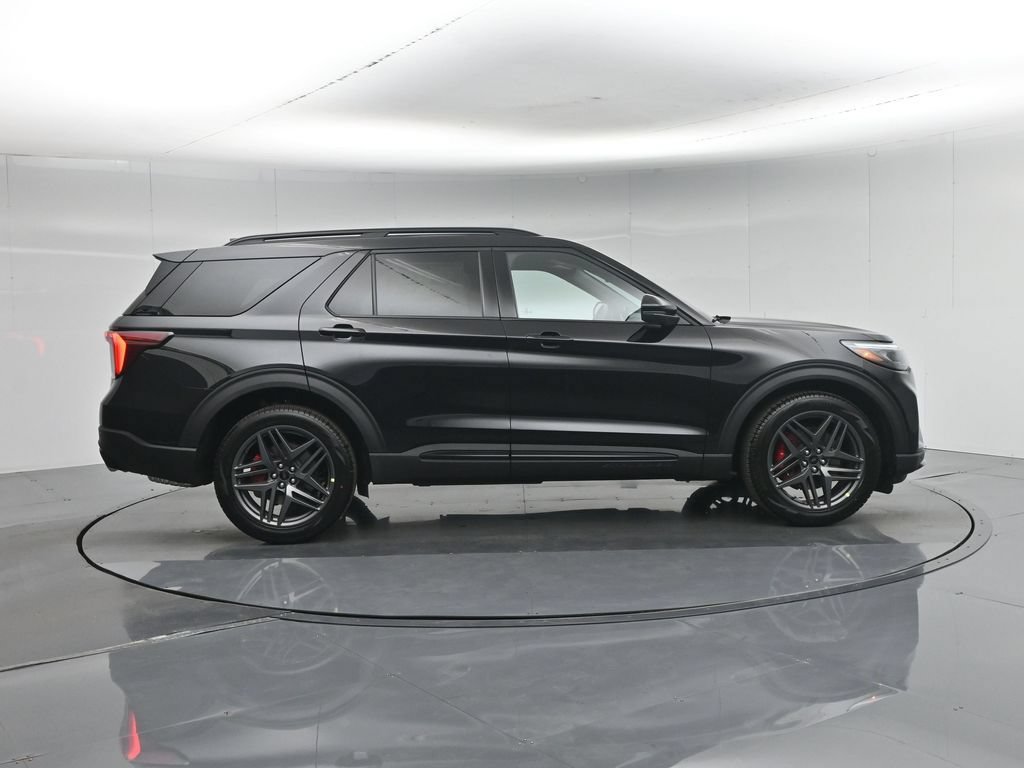 New 2026 Ford Explorer ST RWD image 27