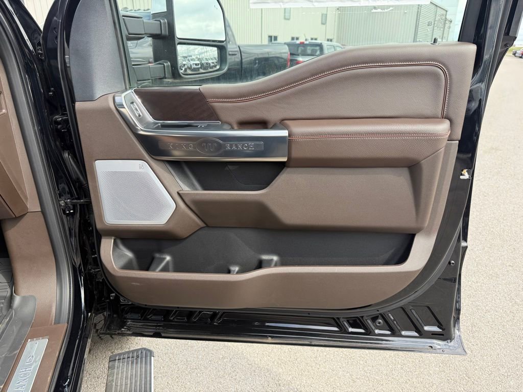 New 2026 Ford F250 King Ranch w/ Chrome Package image 19