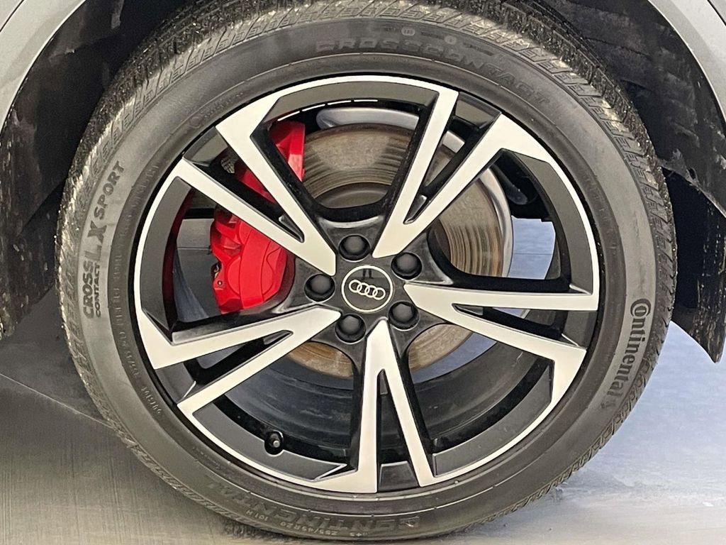 Certified 2025 Audi Q5 2.0T Premium Plus w/ Premium Plus Package image 14
