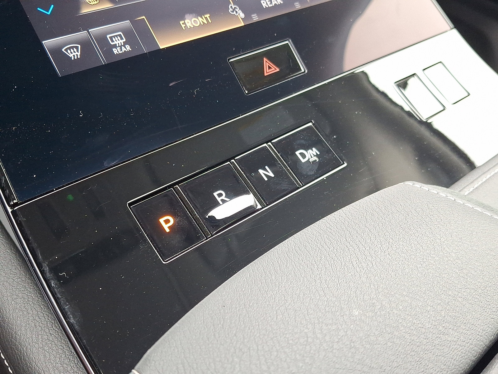 Certified 2025 INFINITI QX80 Sensory image 15