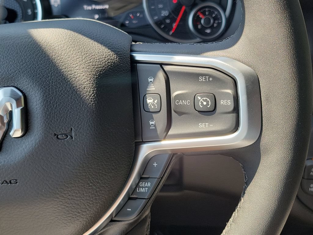 New 2026 RAM 1500 Big Horn AWD/4WD image 15