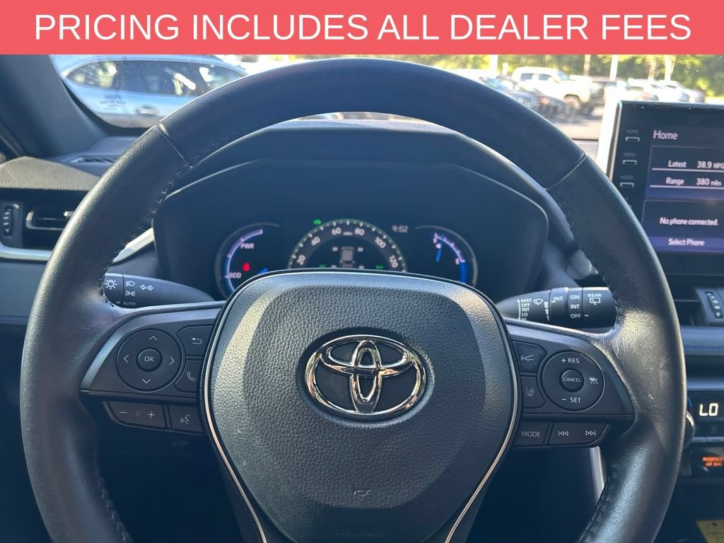 Used 2022 Toyota RAV4 XSE AWD/4WD image 24