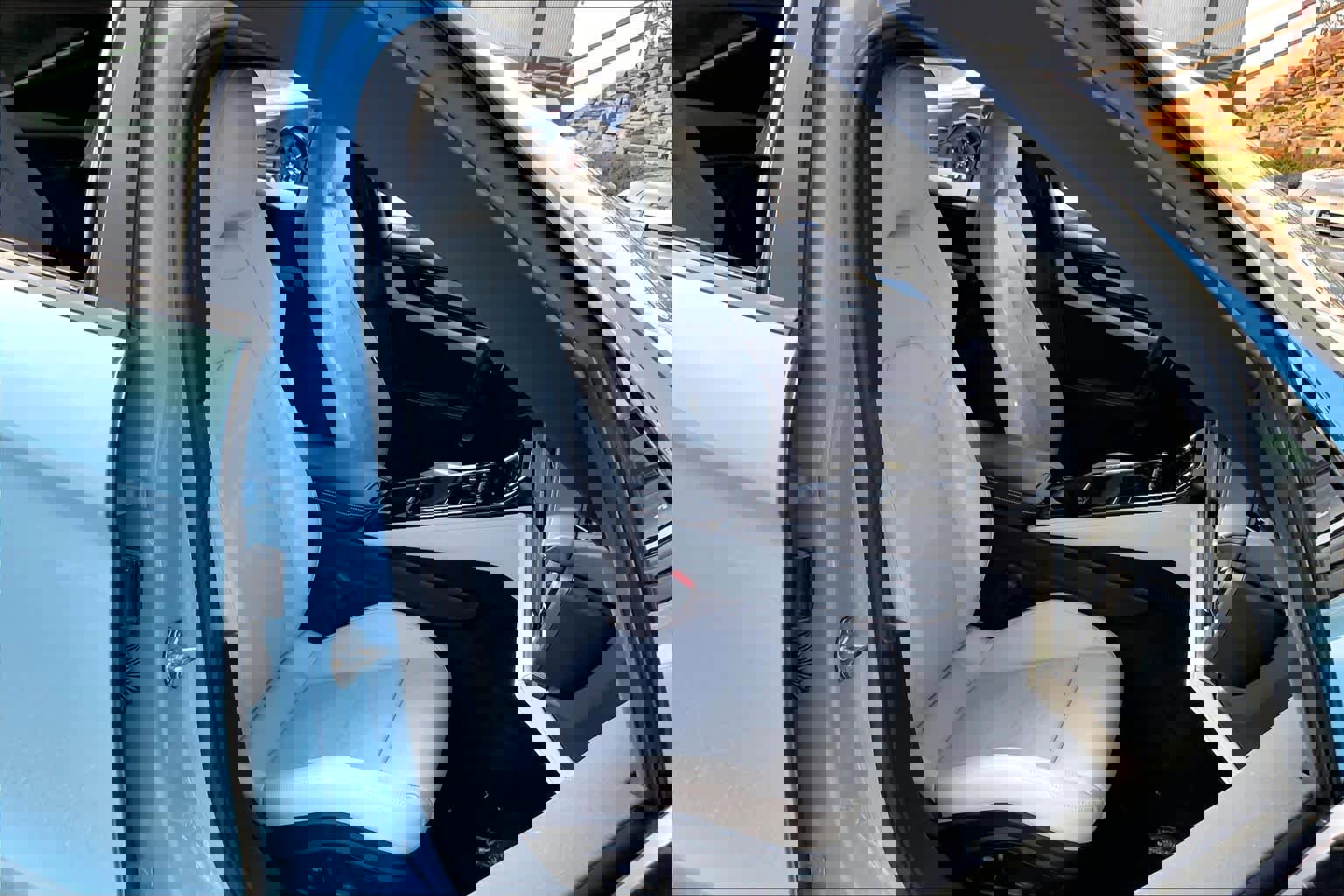 Used 2025 Porsche Panamera 4 image 8