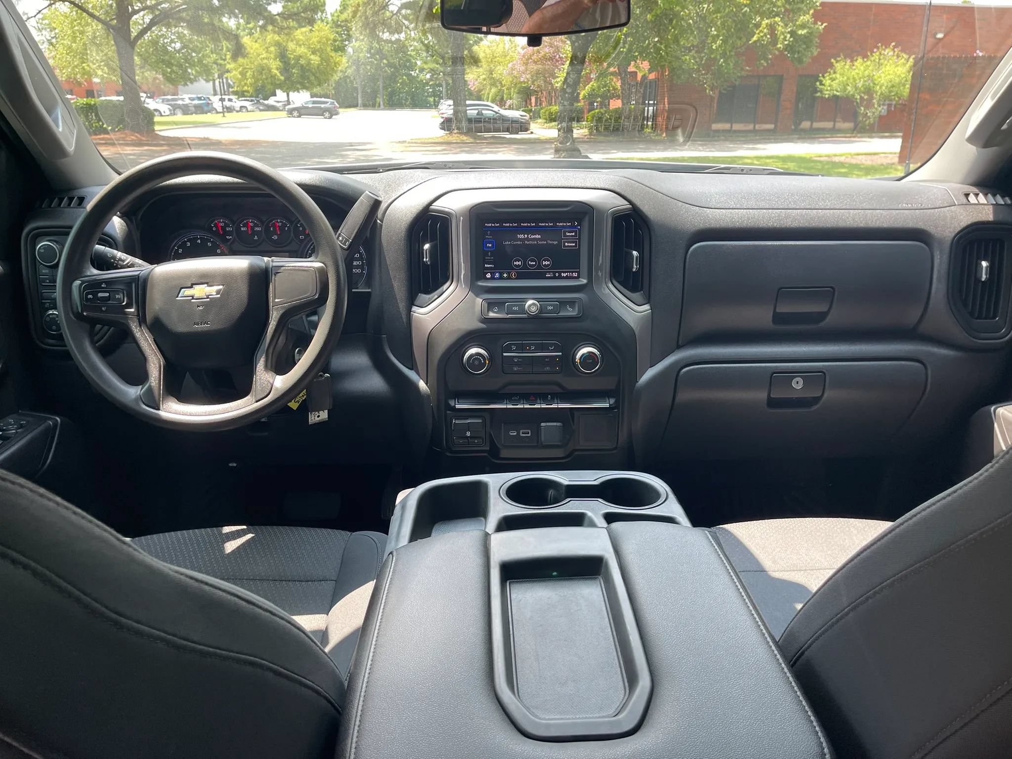 Used 2021 Chevrolet Silverado 1500 Custom AWD/4WD image 16