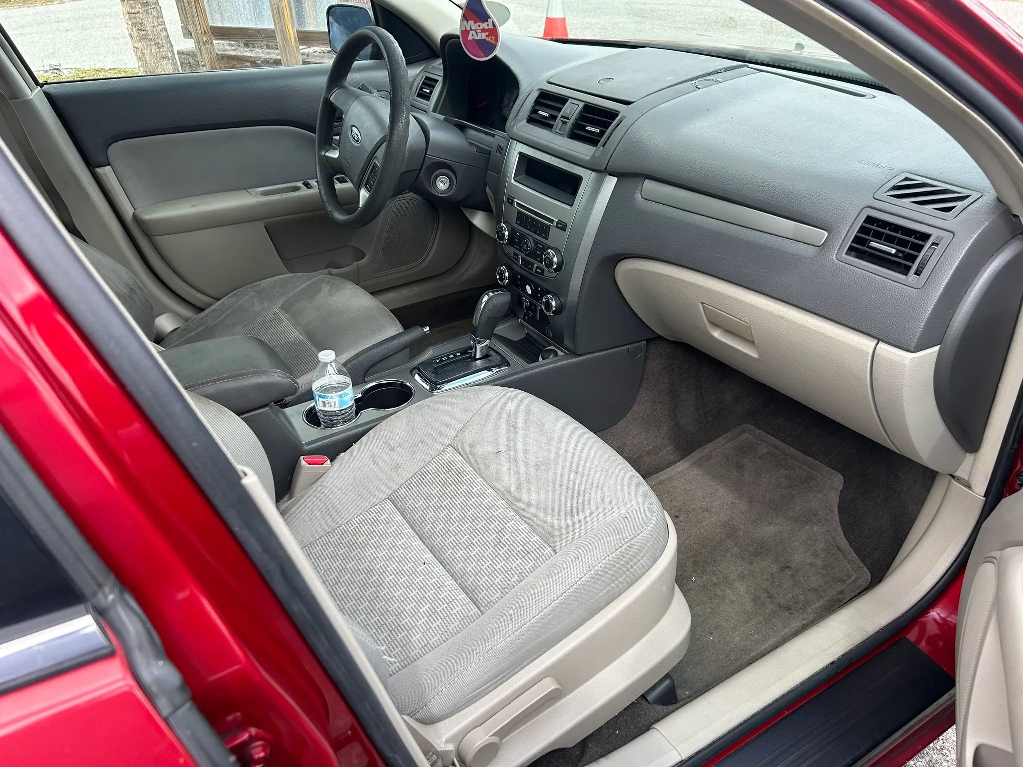 Used 2010 Ford Fusion SE FWD image 13
