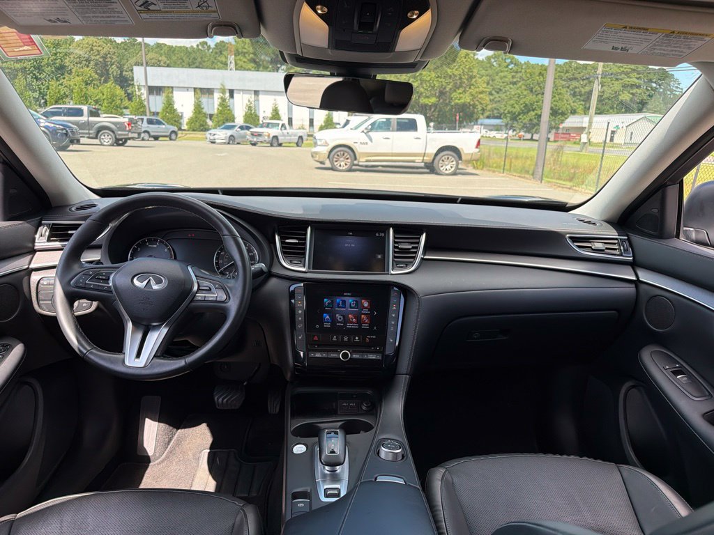 Used 2023 INFINITI QX50 Luxe AWD/4WD image 8