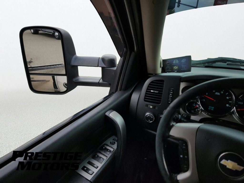 Used 2013 Chevrolet Silverado 2500 LT w/ Interior Plus Package AWD/4WD image 10