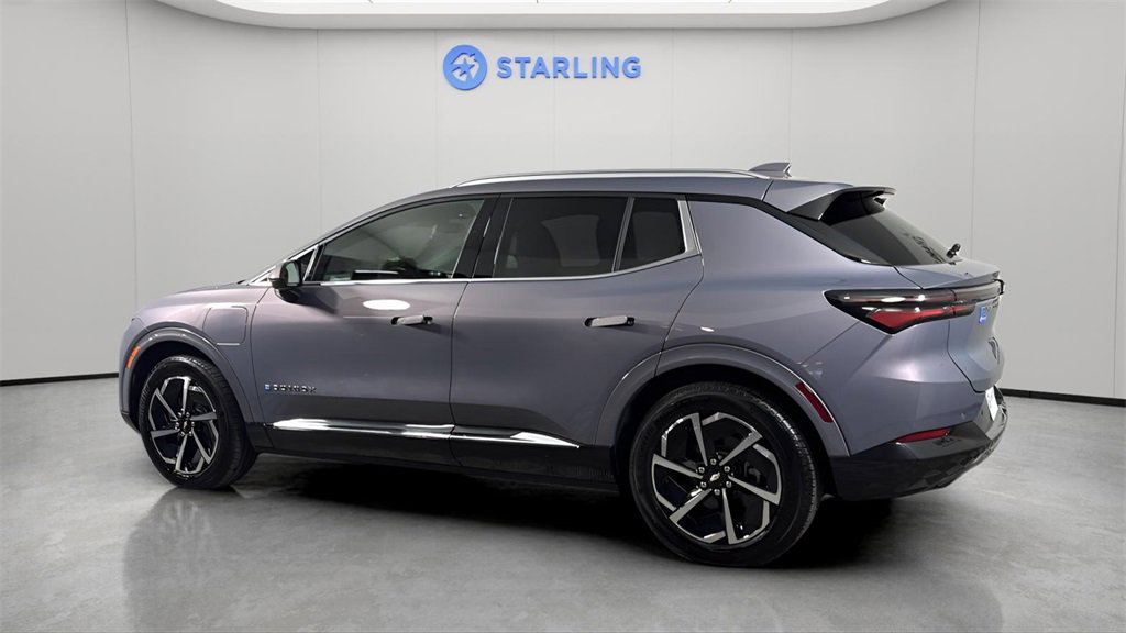 Used 2025 Chevrolet Equinox EV LT image 4