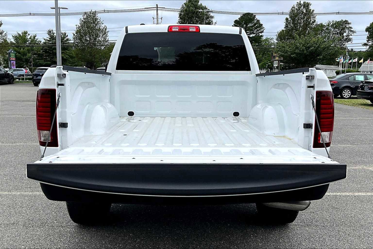 Used 2022 RAM 1500 Classic Warlock w/ Electronics Group image 32