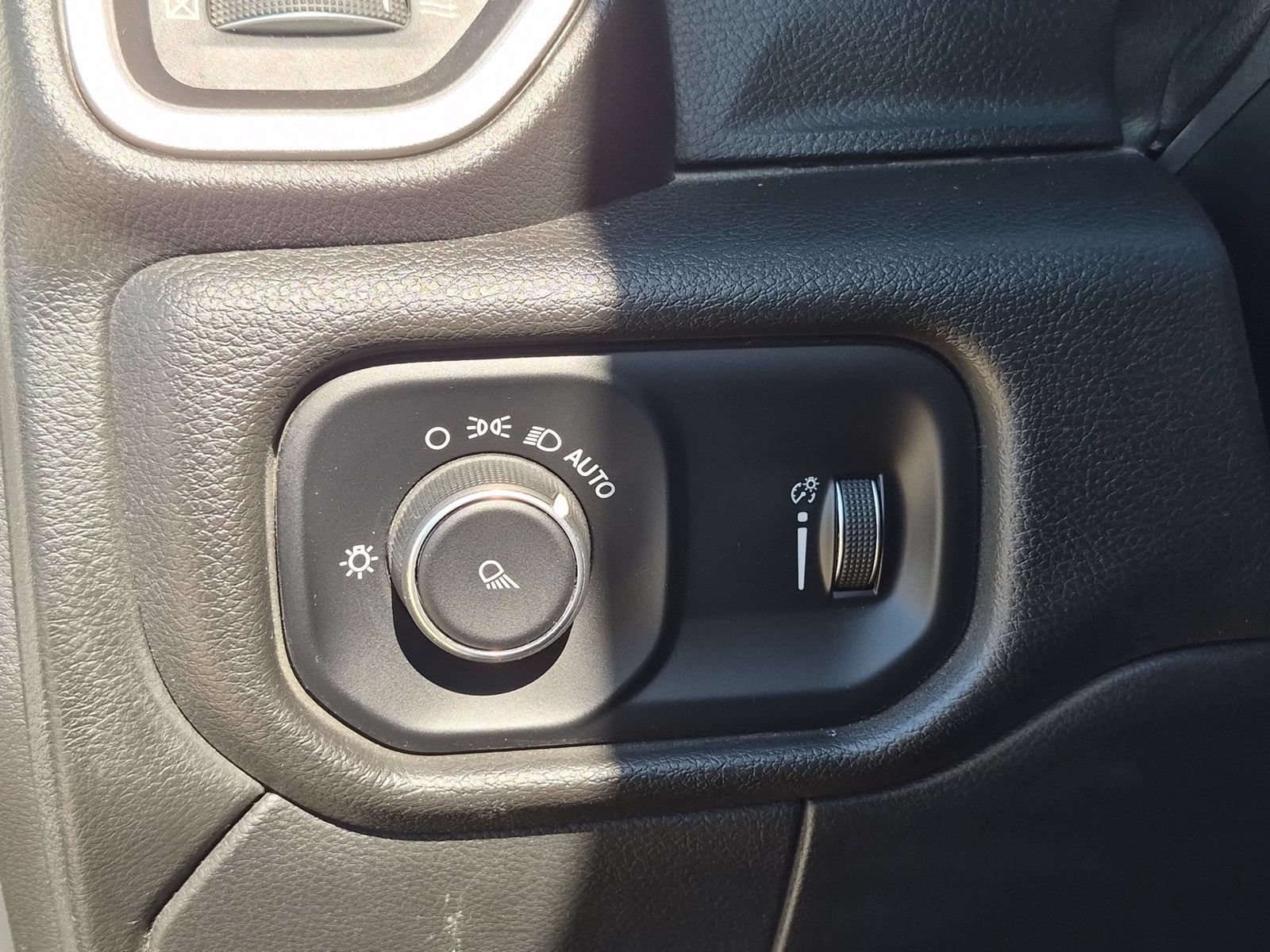 Used 2022 RAM 2500 Big Horn AWD/4WD image 22