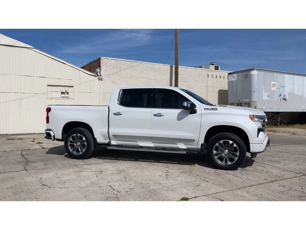 Certified 2023 Chevrolet Silverado 1500 High Country w/ Z71 Off-Road Package AWD/4WD image 4