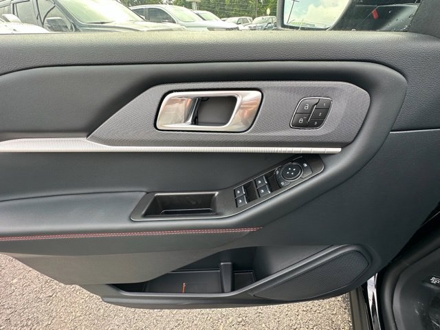 New 2026 Ford Explorer ST-Line w/ ST-Line Street Pack AWD/4WD image 19