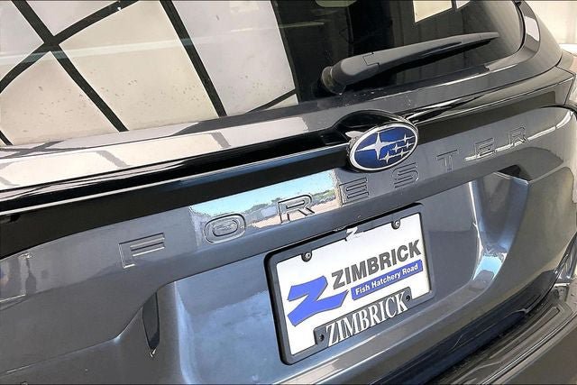 Used 2025 Subaru Forester Premium AWD/4WD image 9