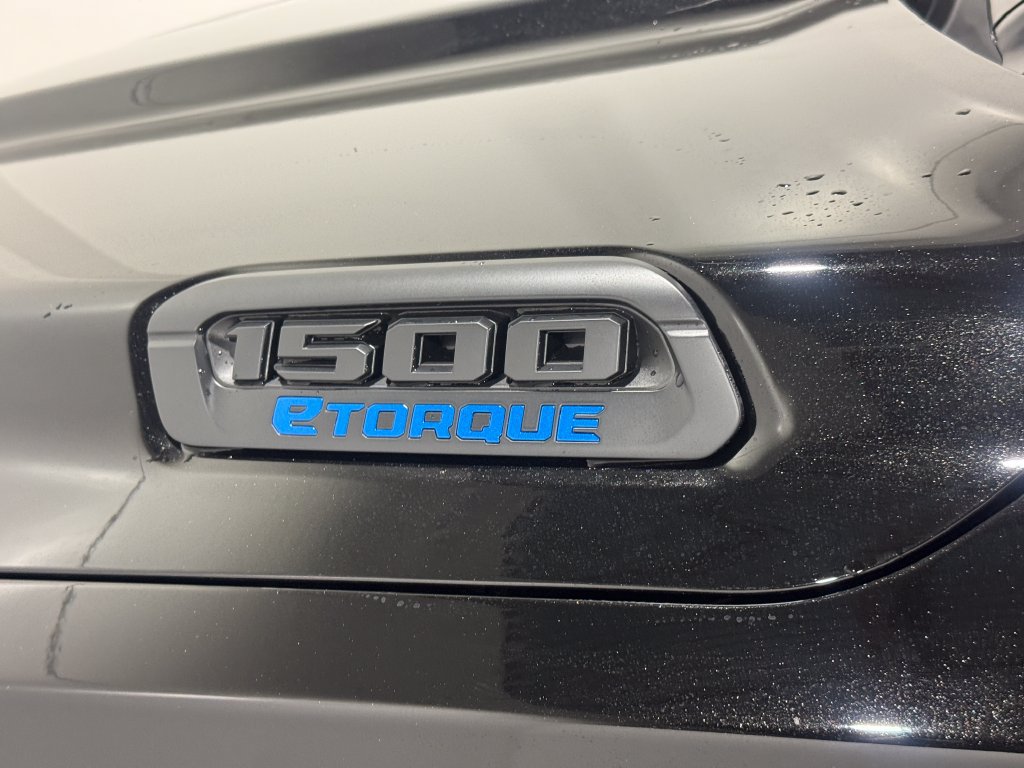 New 2027 RAM 1500 Tradesman w/ Off Road Group AWD/4WD image 30