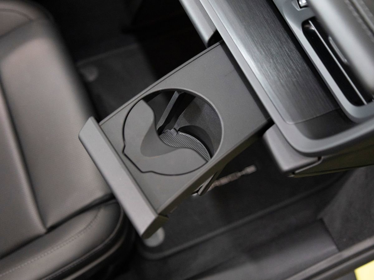 Certified 2025 Porsche 911 Carrera GTS image 24