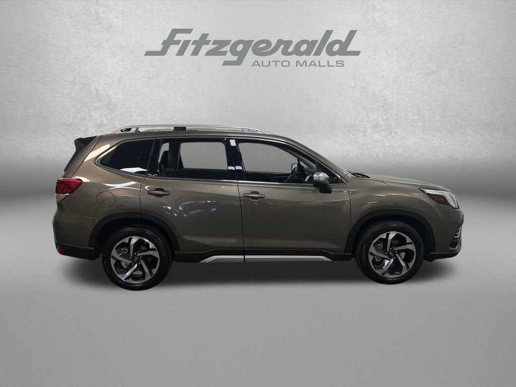 Used 2024 Subaru Forester Touring w/ POP Package 3 AWD/4WD image 7