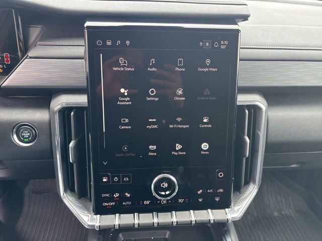 Used 2024 GMC Acadia Elevation w/ Luxury Package image 23