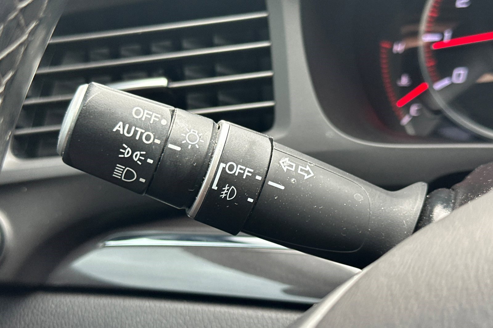 Used 2020 Acura ILX FWD image 29