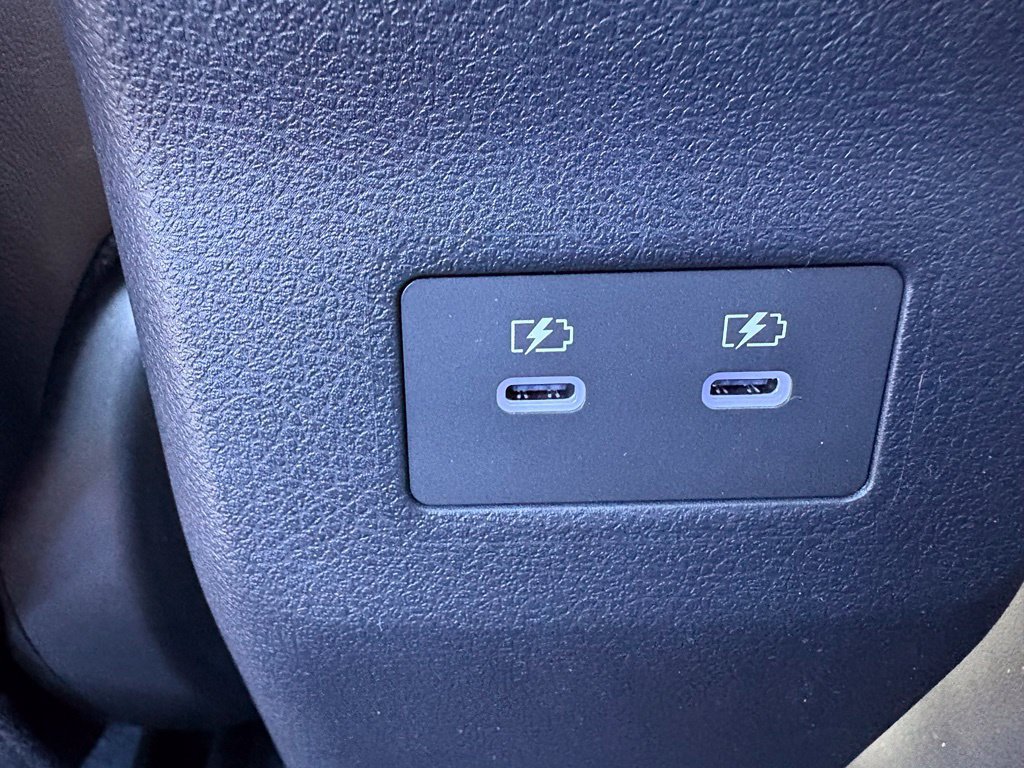 New 2027 Nissan Kicks SR w/ SR Premium Package AWD/4WD image 18