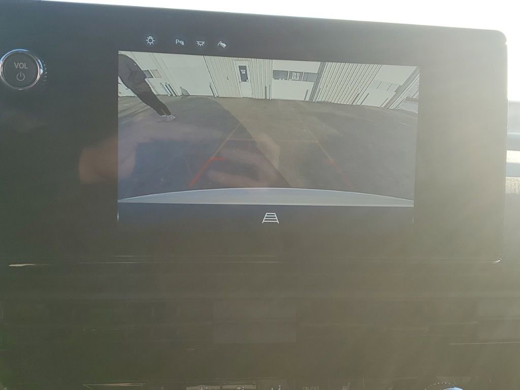 Used 2025 Honda Prologue EX image 19