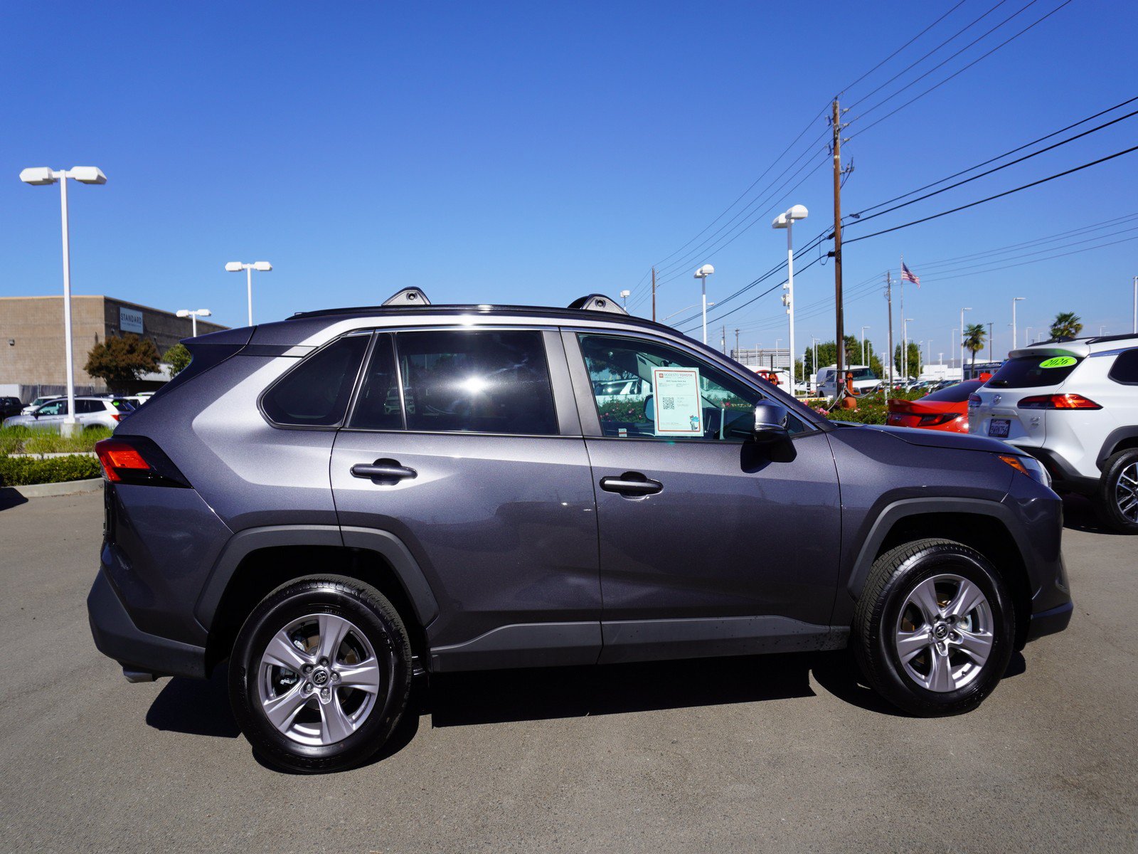 Used 2025 Toyota RAV4 XLE w/ Convenience Package AWD/4WD image 4