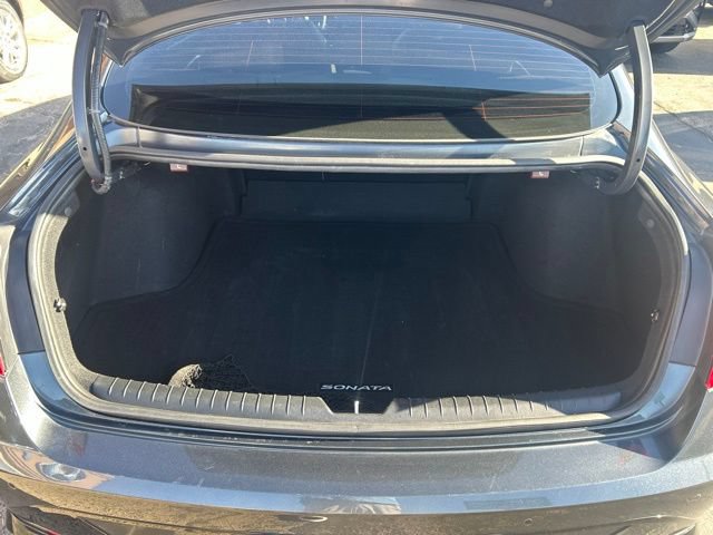 Used 2023 Hyundai Sonata Limited FWD image 9