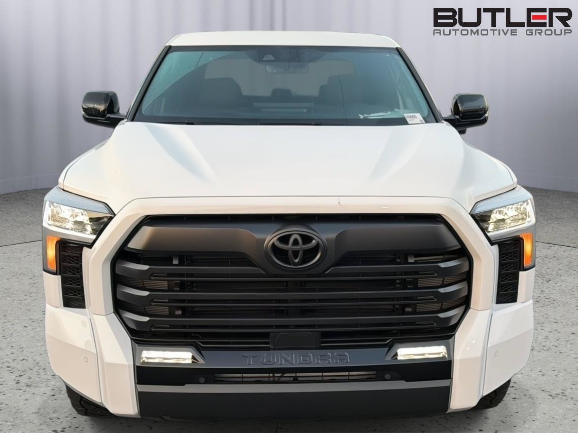 New 2026 Toyota Tundra Limited AWD/4WD image 9