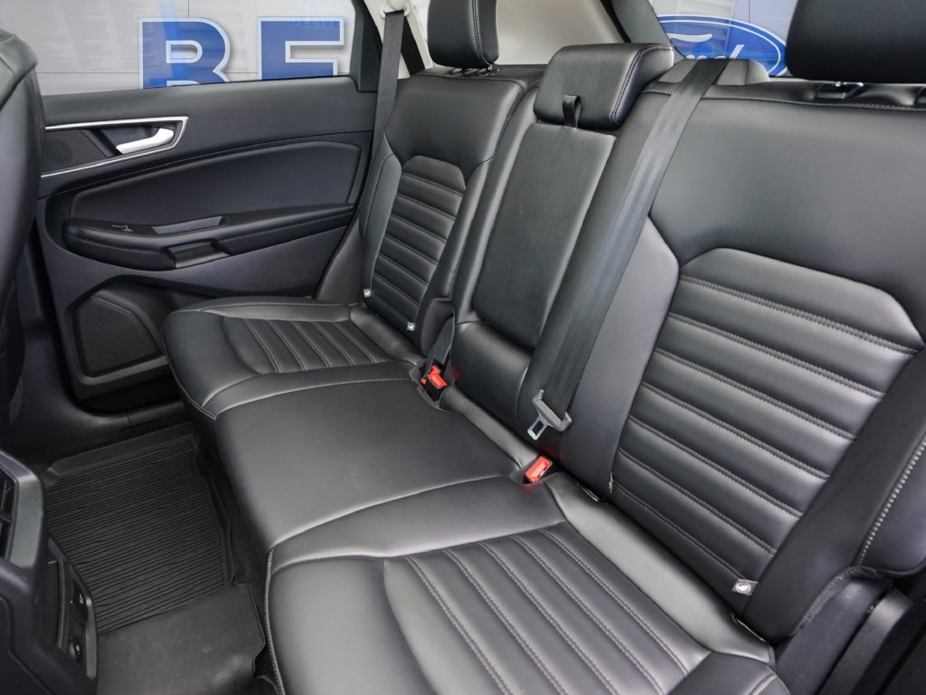 Certified 2024 Ford Edge SEL w/ Convenience Package AWD/4WD image 19