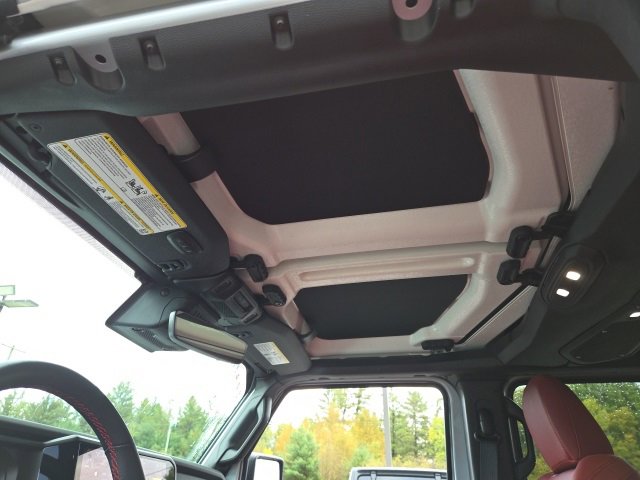 Used 2024 Jeep Wrangler Unlimited Rubicon 392 image 49