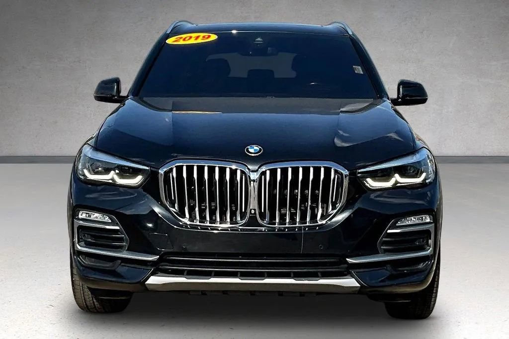 Used 2019 BMW X5 xDrive40i w/ Convenience Package AWD/4WD image 2