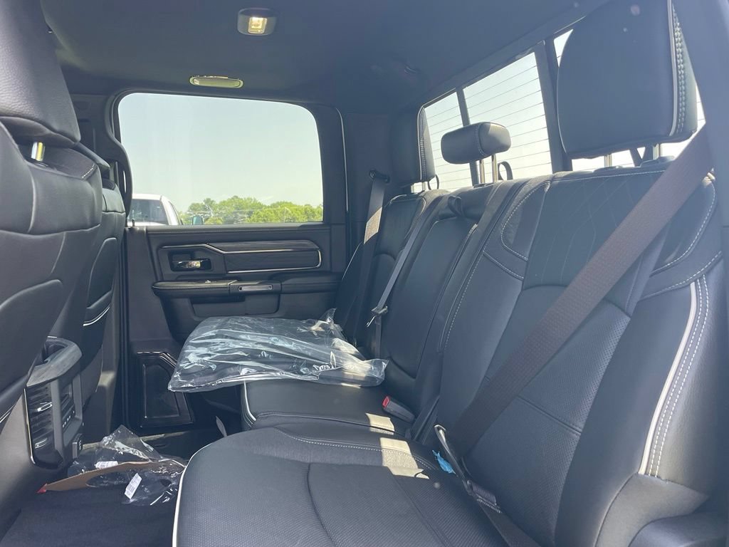 New 2026 RAM 3500 Limited AWD/4WD image 11