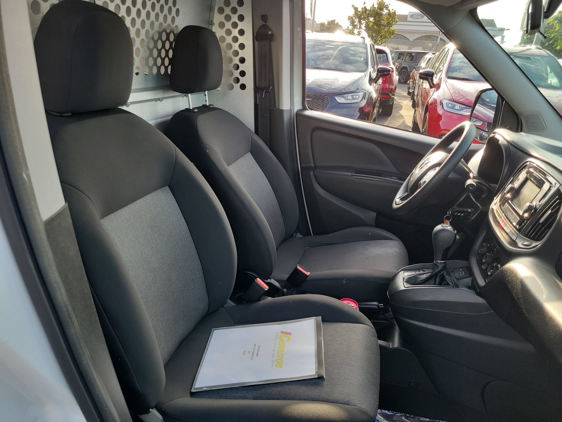 Used 2022 RAM ProMaster City Tradesman FWD image 21