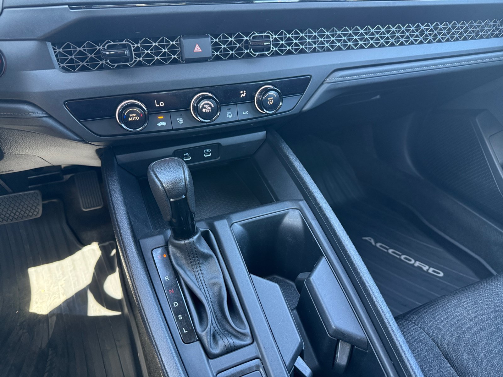 Certified 2023 Honda Accord LX image 13