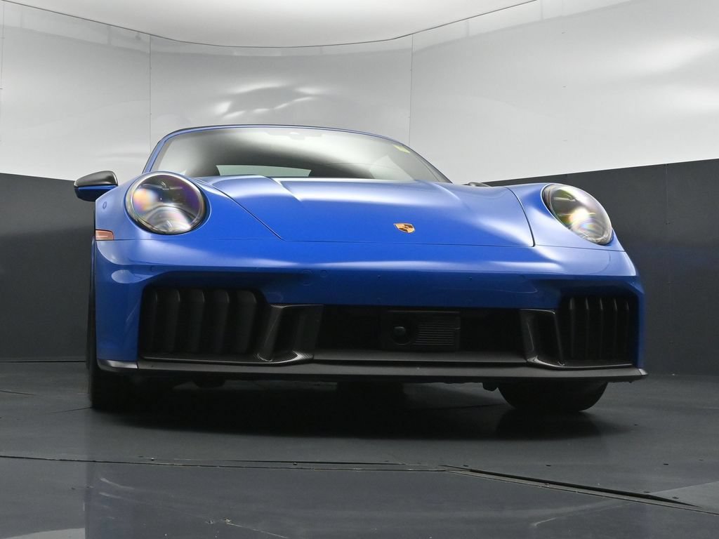 Used 2025 Porsche 911 Targa 4 GTS w/ Premium Package AWD/4WD image 31