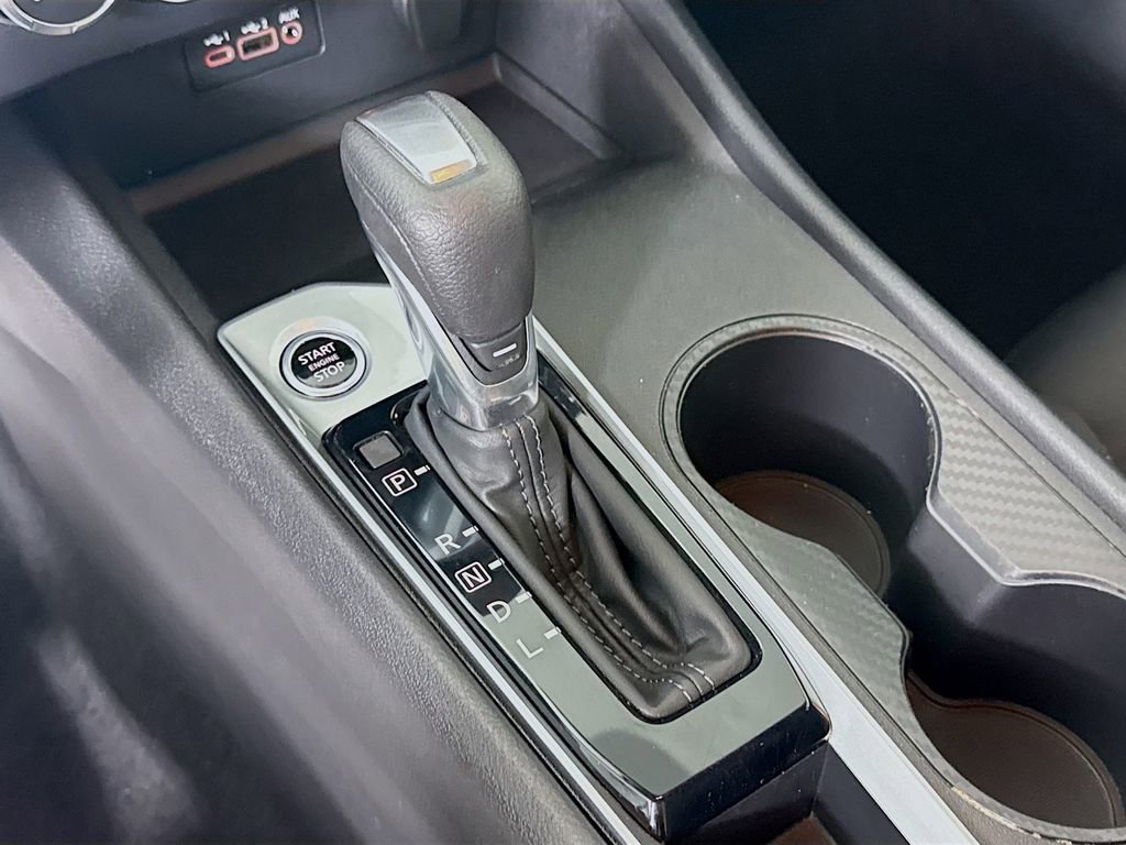 Used 2025 Nissan Altima 2.5 SV FWD image 18