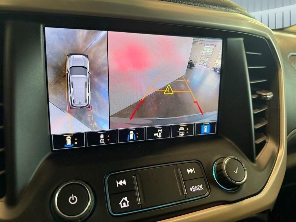 Used 2023 GMC Acadia Denali w/ Denali Ultimate Package image 3