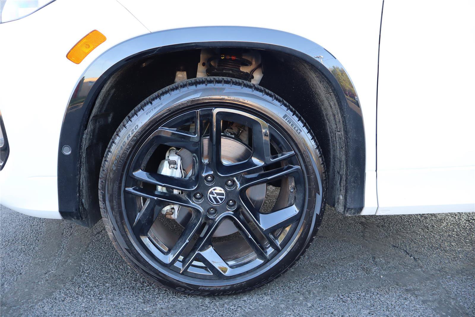 New 2026 Volkswagen Tiguan SE R-Line AWD/4WD image 10