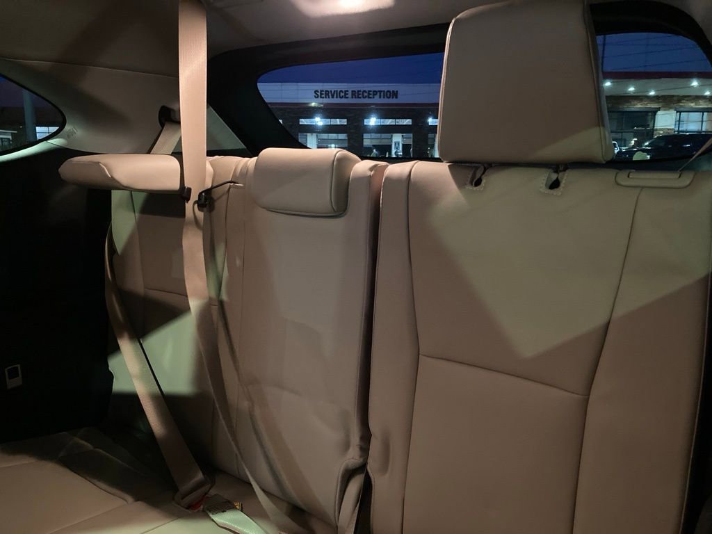 Certified 2025 Toyota Highlander XLE image 12