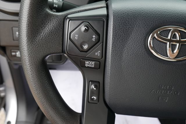 Used 2020 Toyota Tacoma SR AWD/4WD image 16