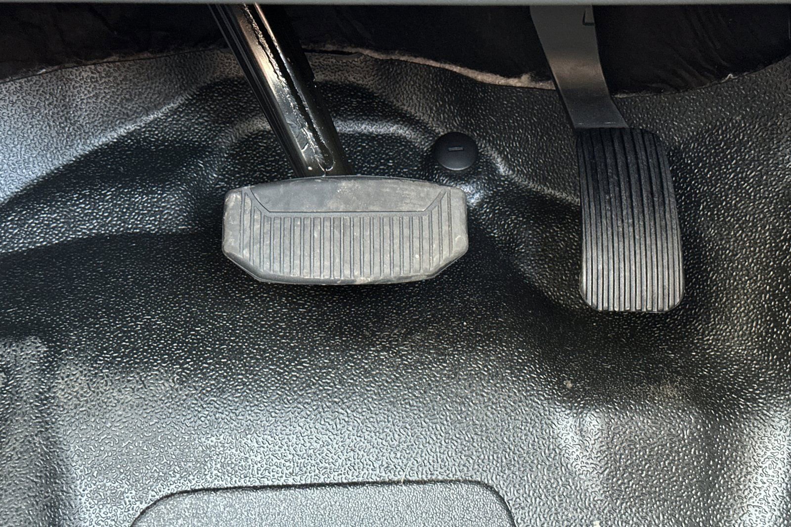 New 2025 Ford F550 2WD Regular Cab Super Duty image 30