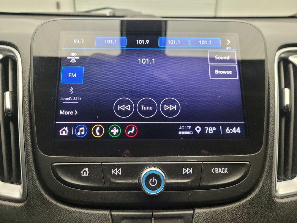 Used 2021 Chevrolet Malibu LT FWD image 25
