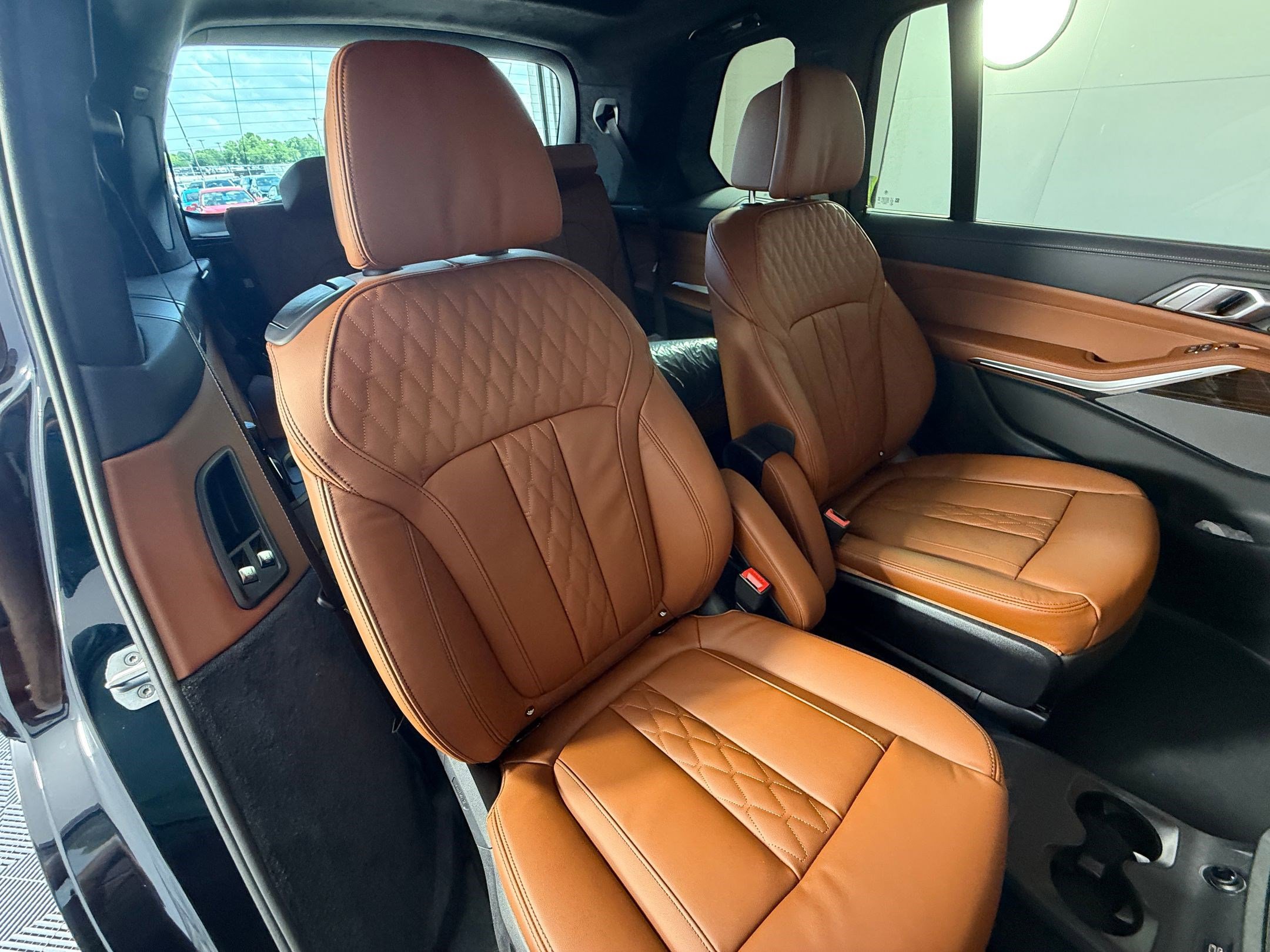 New 2027 BMW X7 xDrive40i w/ Executive Package AWD/4WD image 33