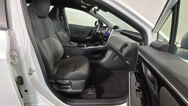 Used 2023 Subaru Solterra AWD image 30